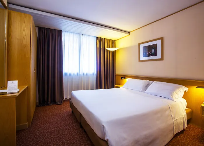 Otel Les Jumeaux Courmayeur