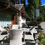 Les Jumeaux Hotel 3*