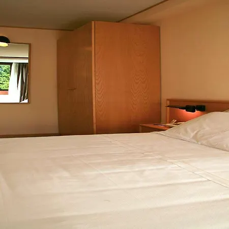 Hotel Les Jumeaux 4*