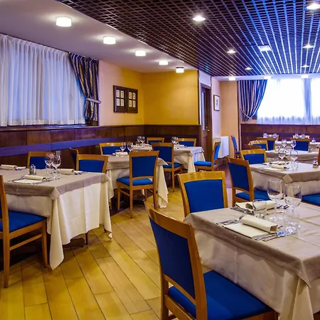 Otel Les Jumeaux Courmayeur
