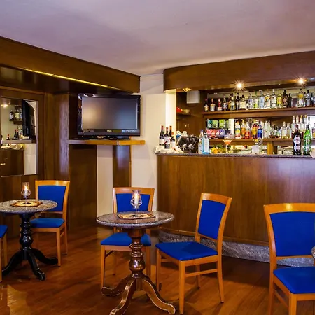 Les Jumeaux Otel Courmayeur