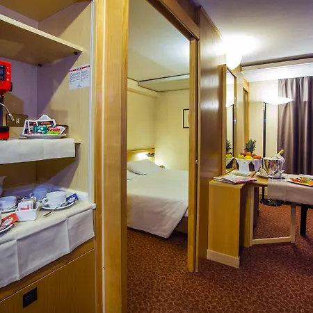 レ ジュモー クールマイヨール 3*