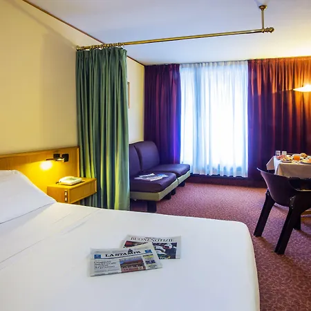 レ ジュモー クールマイヨール 3*