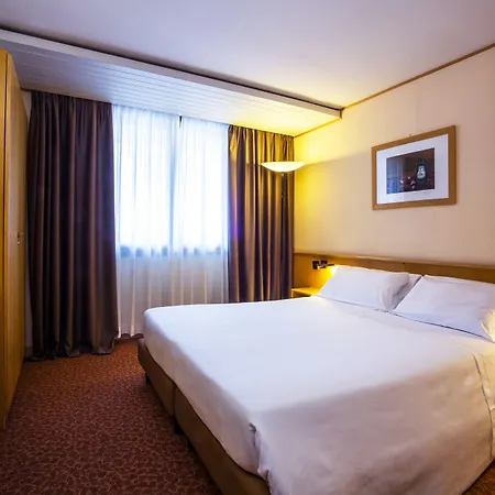 Otel Les Jumeaux Courmayeur