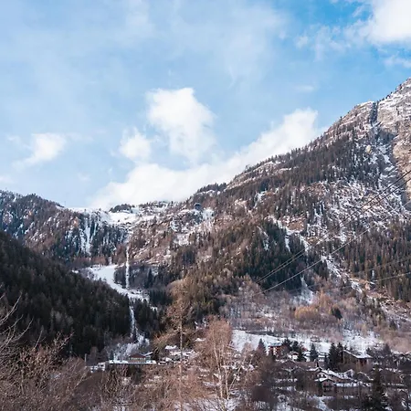 Otel Les Jumeaux Courmayeur