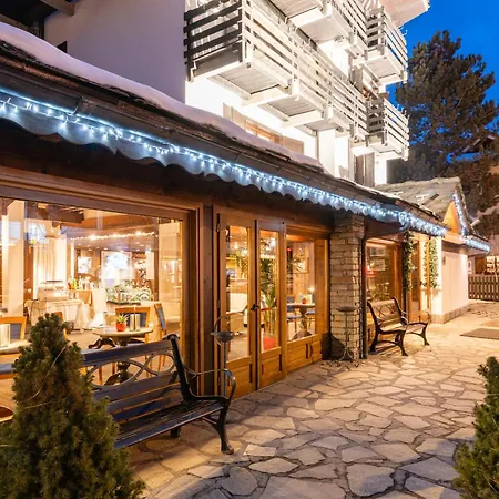Otel Les Jumeaux
