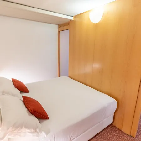 Otel Les Jumeaux Courmayeur