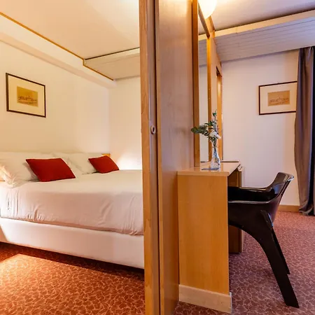 Les Jumeaux Otel