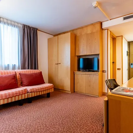 Les Jumeaux Otel Courmayeur