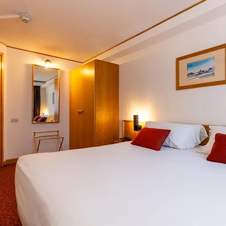 Otel Les Jumeaux Courmayeur