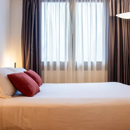 Otel Les Jumeaux Courmayeur