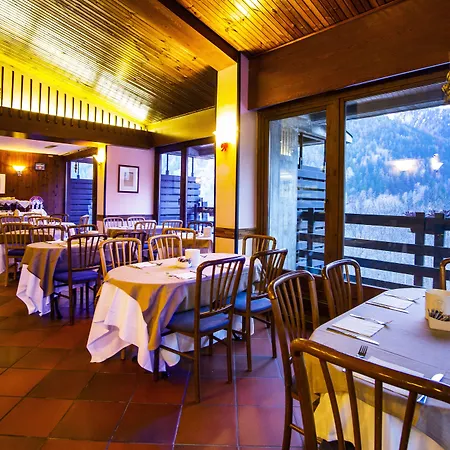 Les Jumeaux Hotel 3*