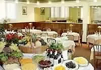 Les Jumeaux Hotel