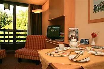 Hotel Les Jumeaux 4*