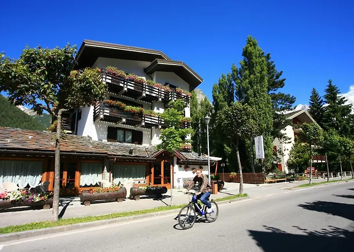 Les Jumeaux Hotel Courmayeur