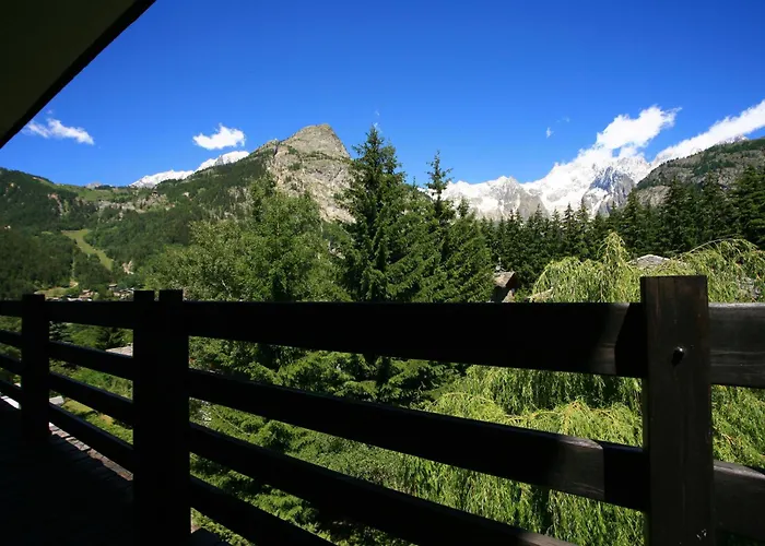 Les Jumeaux Courmayeur