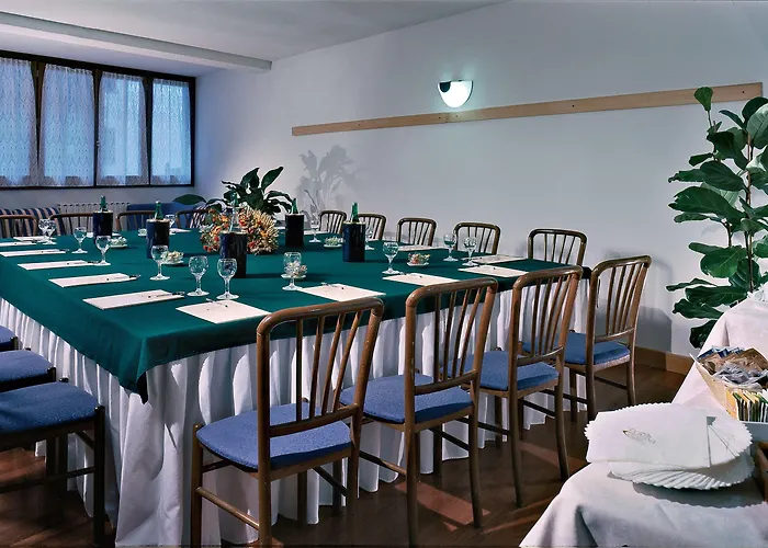 Les Jumeaux Курмайор