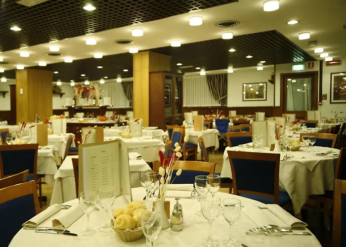 Hotel Les Jumeaux 3*